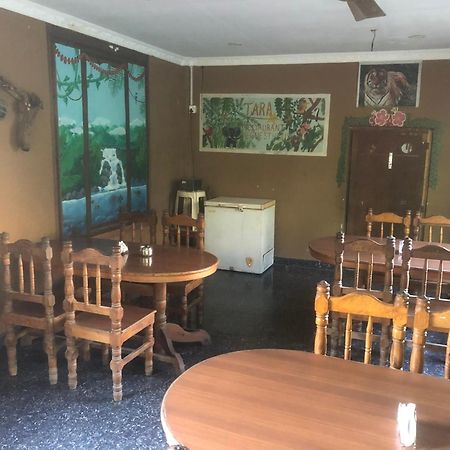 Tara Guesthouse - Sauraha,Chitwan Экстерьер фото