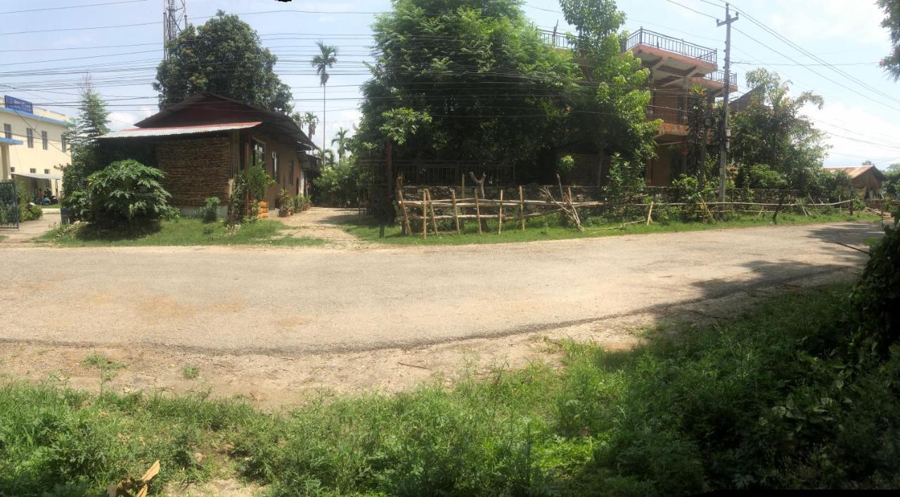 Tara Guesthouse - Sauraha,Chitwan Экстерьер фото